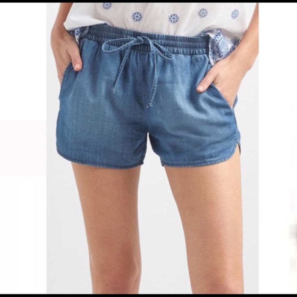 Gap chambray shorts
